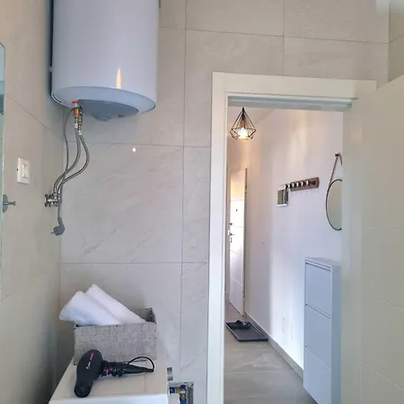 Emerald - 286 Apartamento